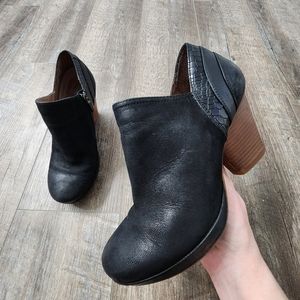 Dansko Marcia Black Leather Ankle Boots, Women's Size 6.5